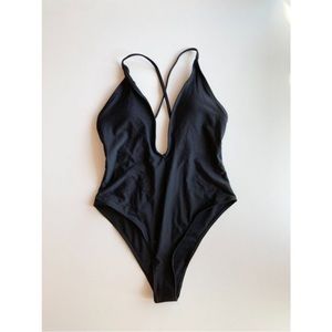 NWOT Black Deep-V Criss Cross Back One Piece Swimsuit, Size M